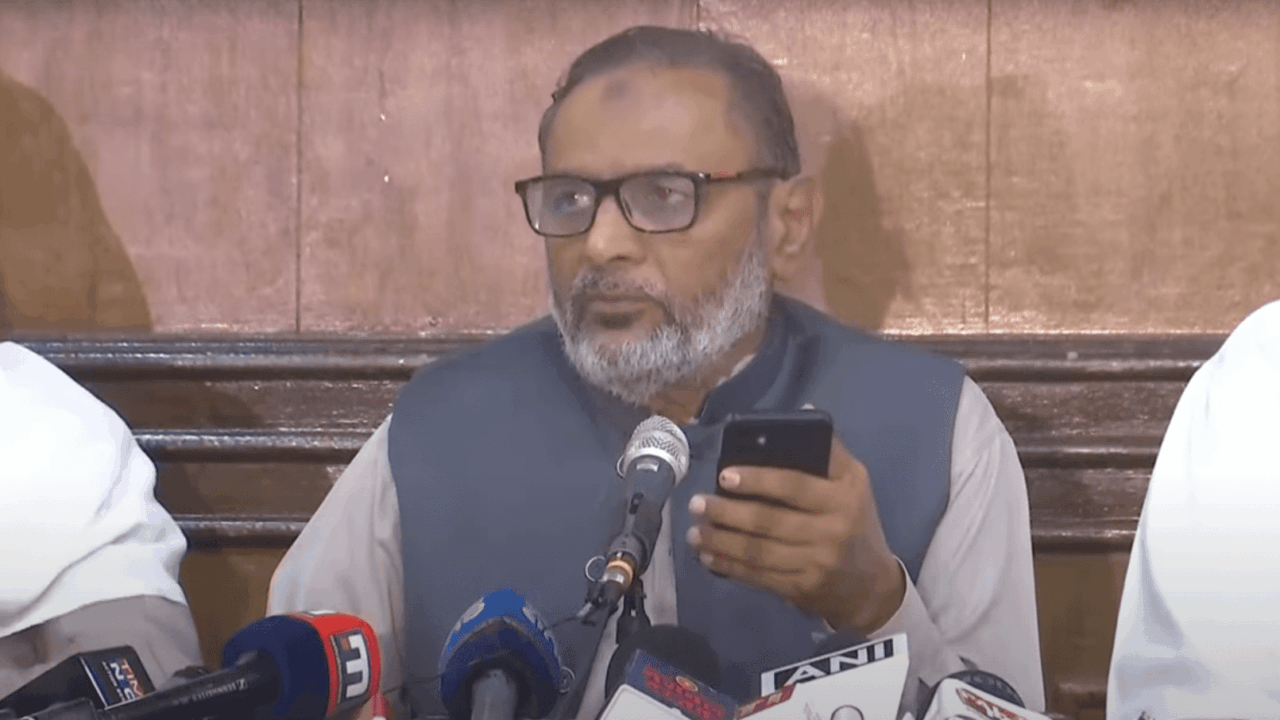 All India Muslim Personal Law Board Announces Legal Battle in Press Conference